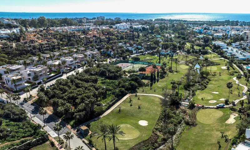 Exclusive New Build Villas in Estepona next to El Campanario Golf