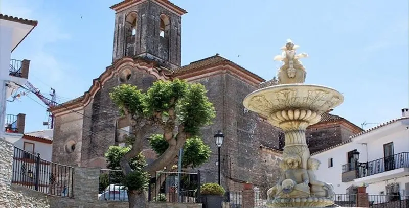 ADOSADOS DE OBRA NUEVA CON VISTAS AL MAR EN MANILVA