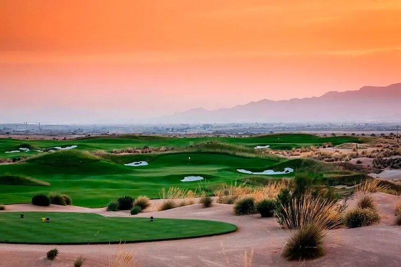 NEW BUILD VILLAS IN CONDADO DE ALHAMA GOLF COURSE
