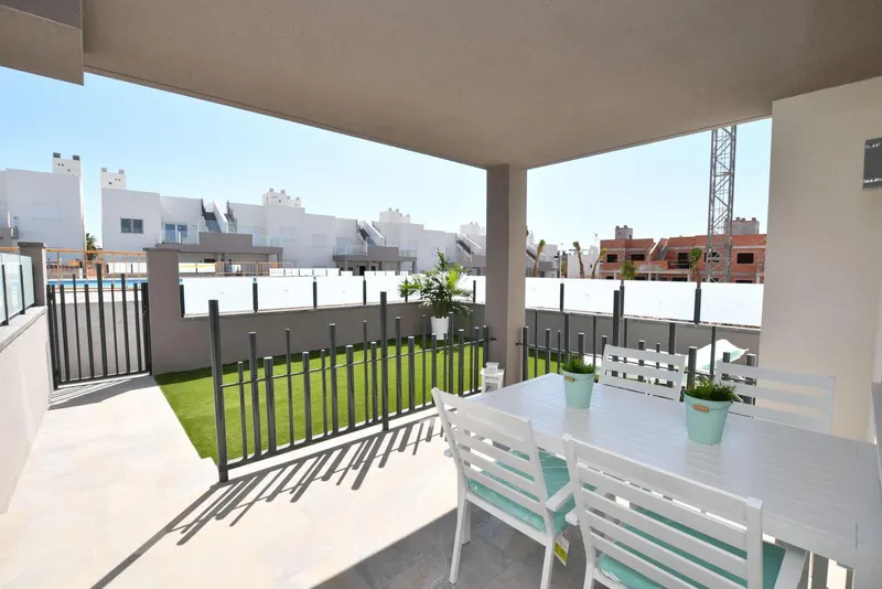 Bungalows de Obra Nueva en San Miguel de Salinas – Naturaleza, Golf y Confort