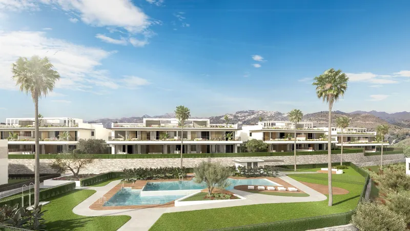 GATED FRONT LINE GOLF DEVELOPMENT