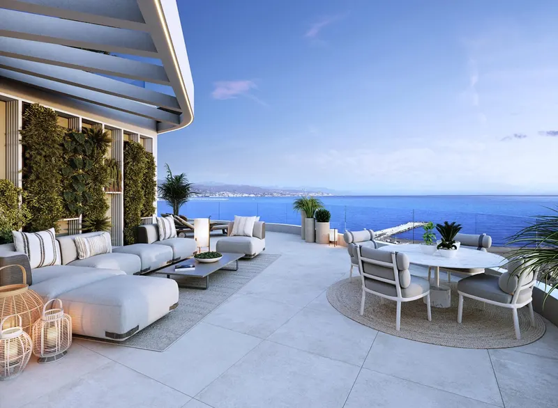 Residencias de lujo frente al mar en Málaga ciudad con vistas panorámicas al mar