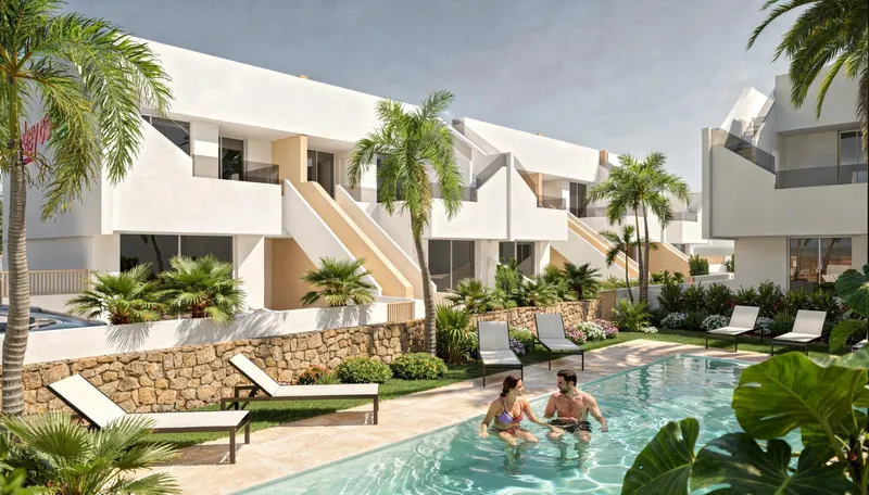 Nowo wybudowane bungalowy w Pilar de la Horadada blisko plaży i centrum miasta