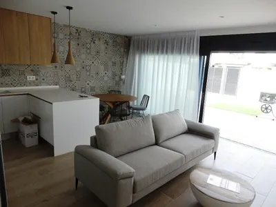 4 VILLAS PAREADAS DE OBRA NUEVA EN PILAR DE LA HORADADA