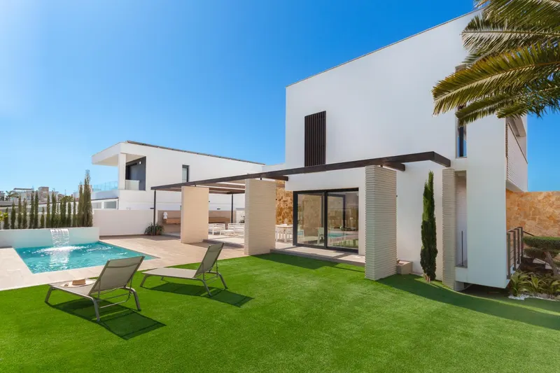 VILLA DE LUJO EN LA PLAYA
