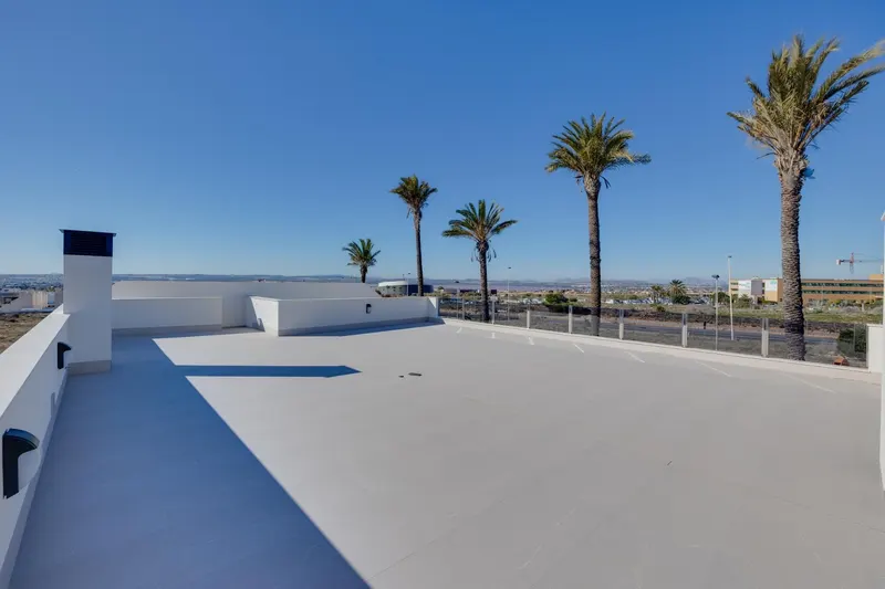 Nueva Promoción de villas en Torrevieja, a 2 km del Mar