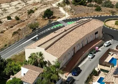 Nowe mieszkania w Relleu w prowincji Alicante z widokiem na góry