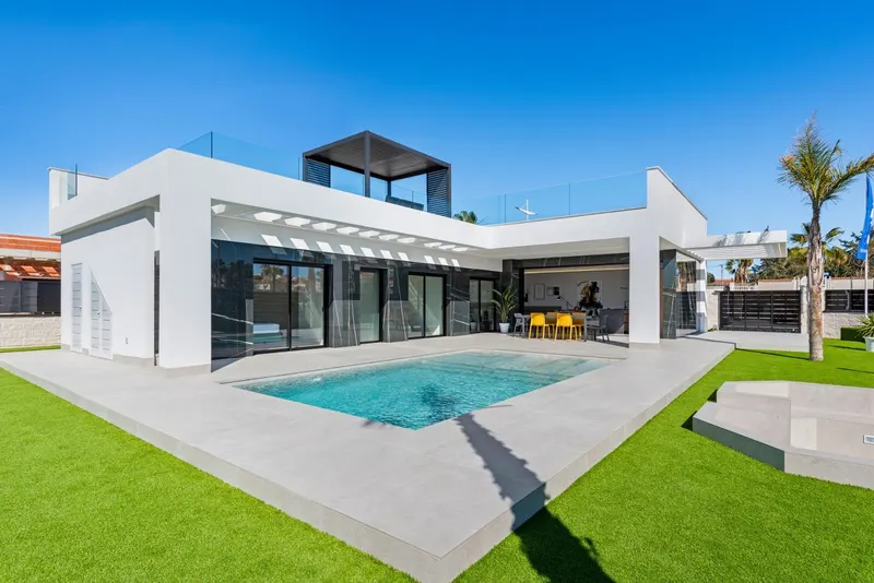 New Build Luxury Villas in La Finca Golf, Algorfa