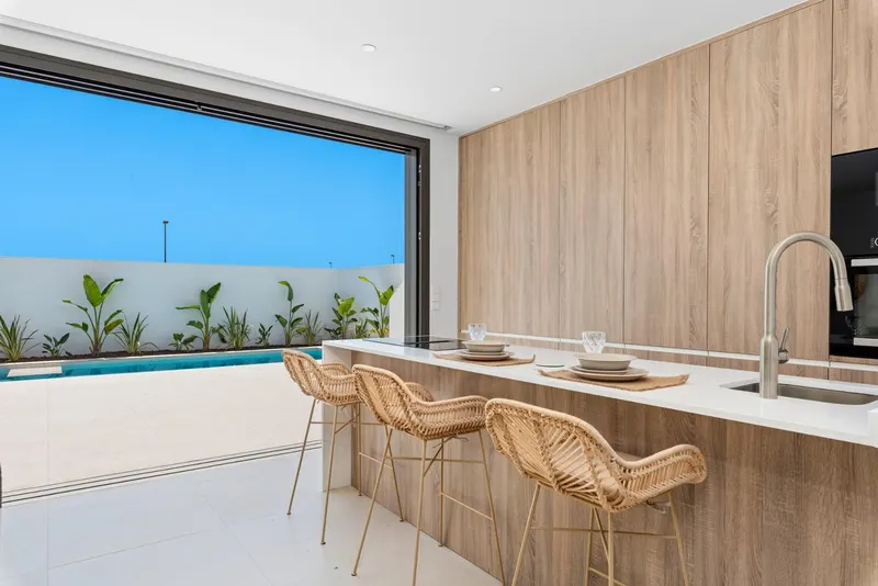 Villas de nueva construcción cerca de Serena Golf en Los Alcázares