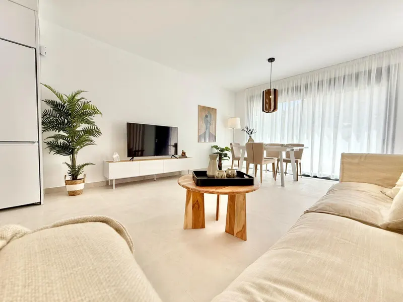 New Build Townhouses for Sale in Cox – 44 Modern Homes with Great Amenities