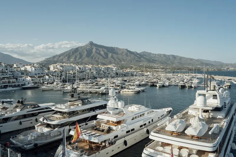 Ekskluzywny kompleks mieszkaniowy w Nueva Andalucia, Marbella