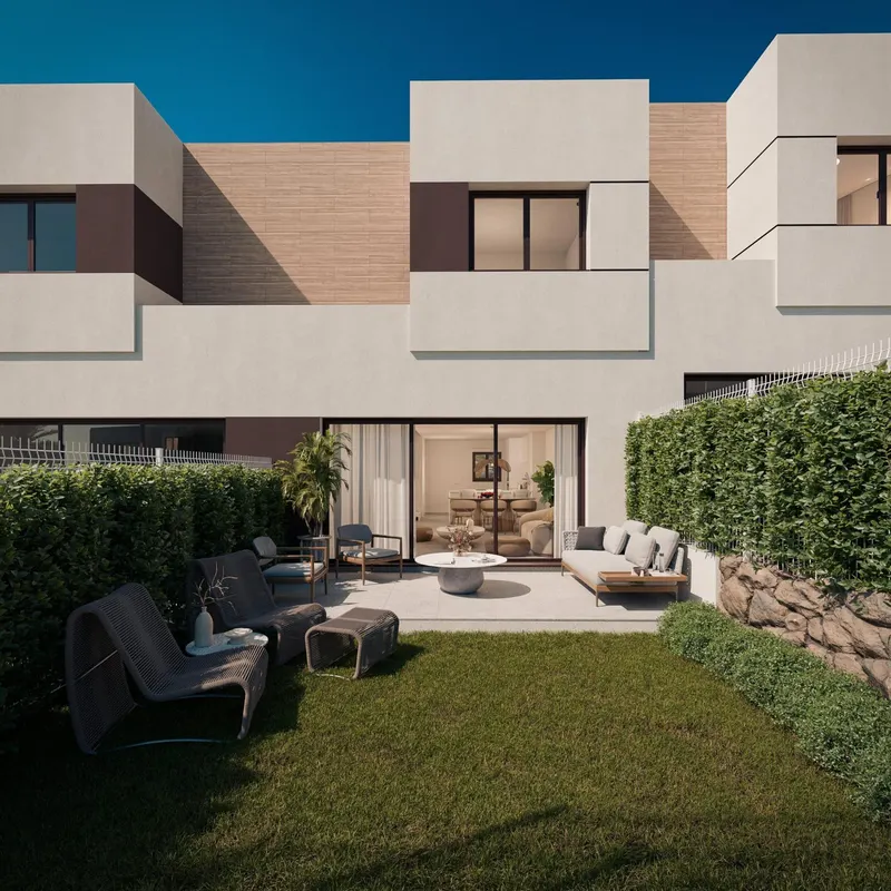 Adosados modernos de obra nueva en Mijas con servicios inigualables
