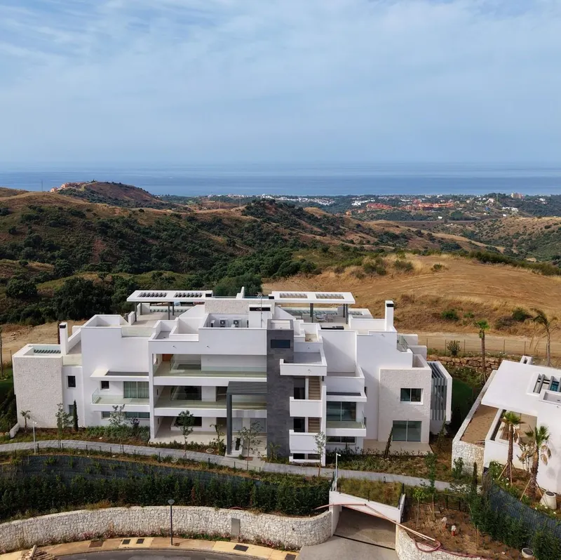 Ekskluzywne, gotowe do zamieszkania mieszkania w nowym osiedlu, otoczone naturą w El Soto de Marbella