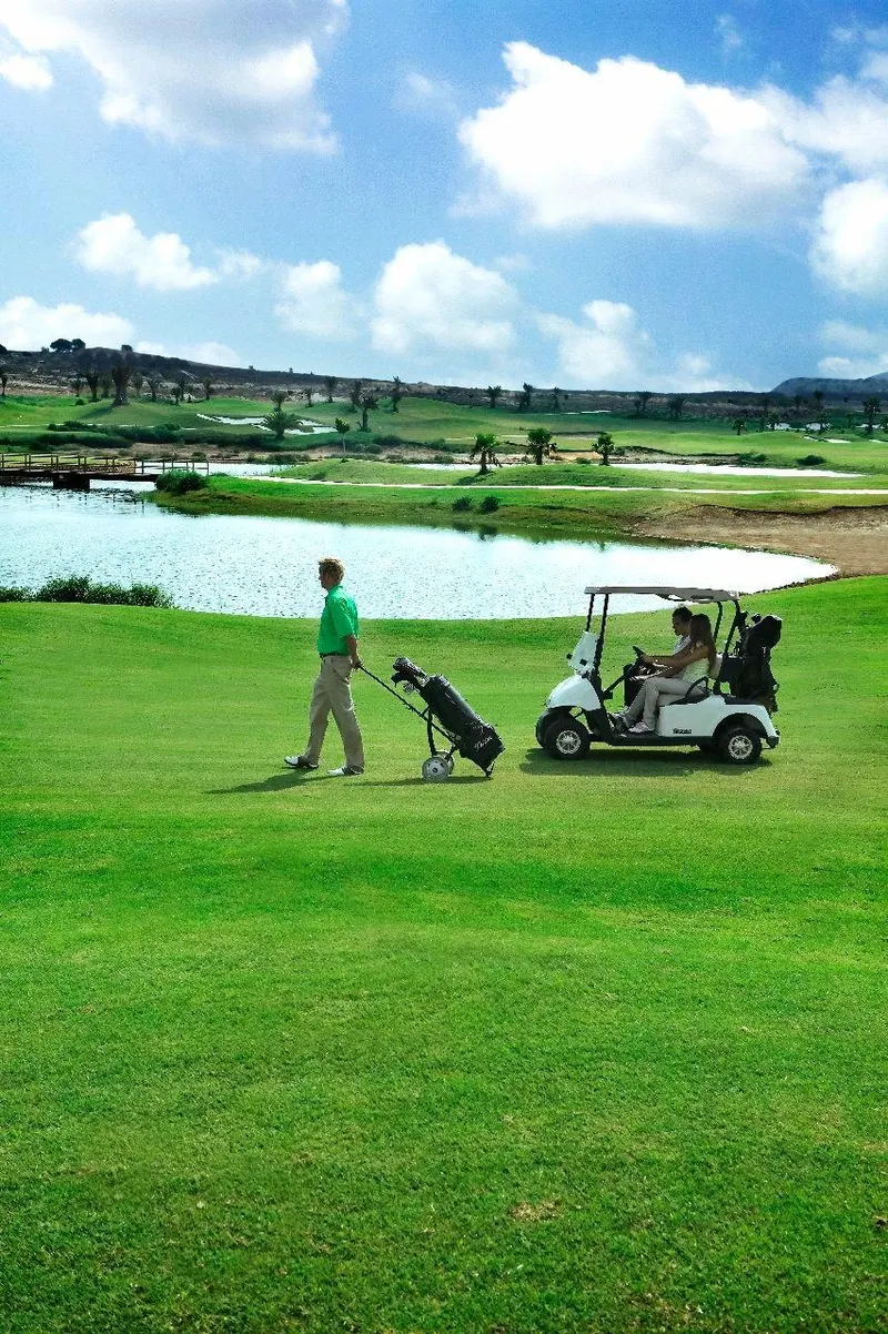 Nowe wille w ośrodku golfowym Vistabella – Orihuela