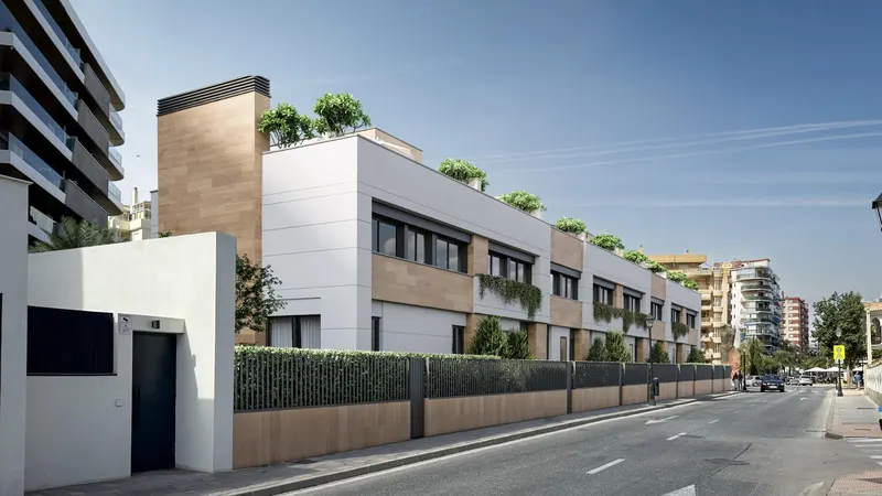 Luxury New Build Townhouses in Fuengirola Just 220 Metres from the Sea