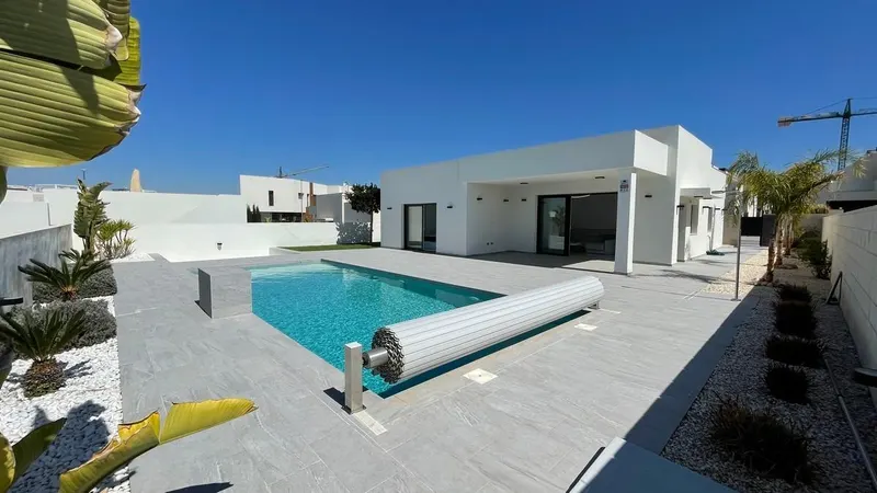 Modern New Build Villas for Sale in Rafal: Costa Blanca Living with Style and Comfort
