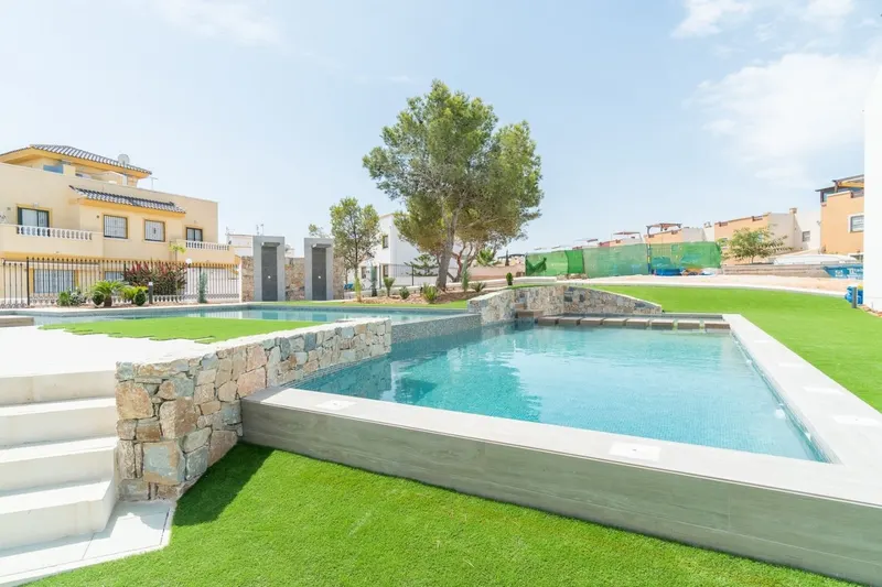 Nuevo conjunto residencial en Los Balcones (Torrevieja)