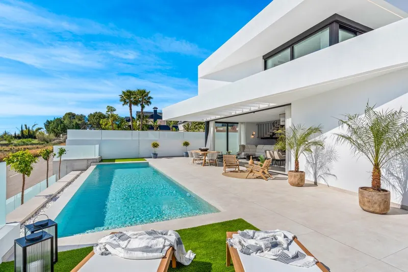 NEW BUILD VILLAS IN POLOP