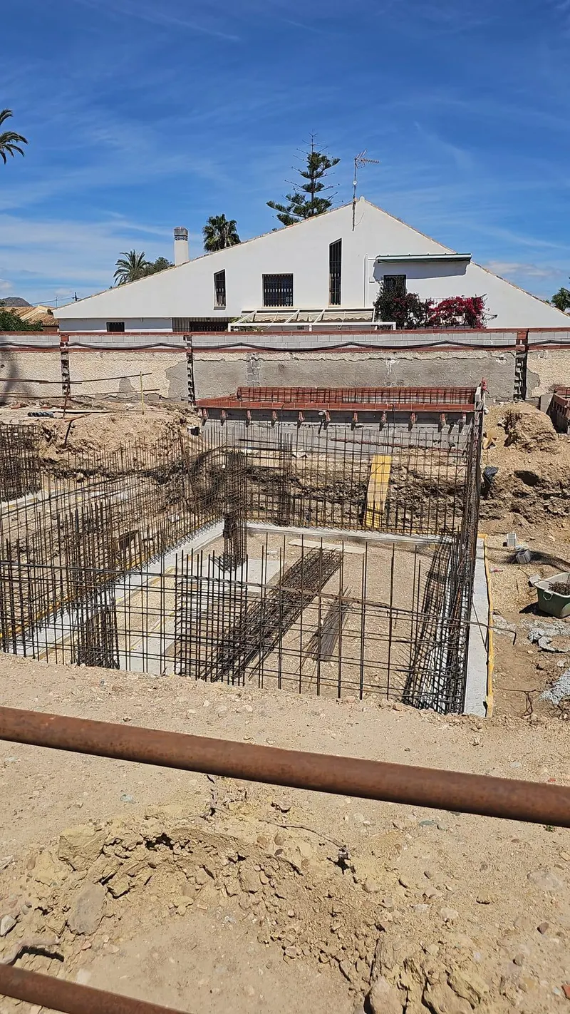 Villas de lujo de nueva construcción en primera línea de playa en Puerto de Mazarrón
