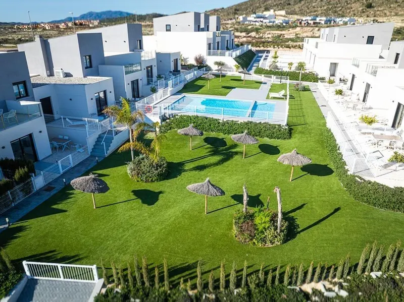 New Build Key Ready Townhouses and Semi Detached Villas in Altaona Golf Resort Murcia