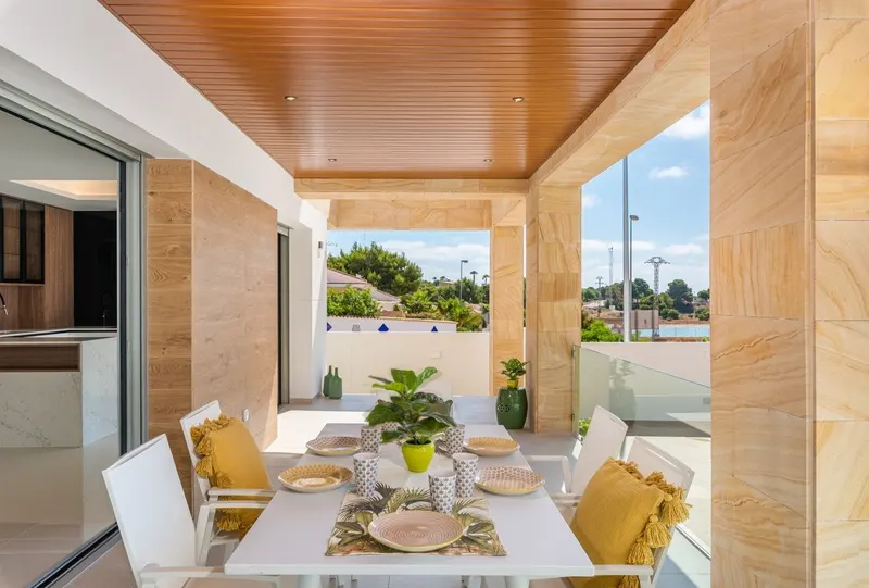 NEW BUILD MODERN VILLA IN CIUDAD QUESADA
