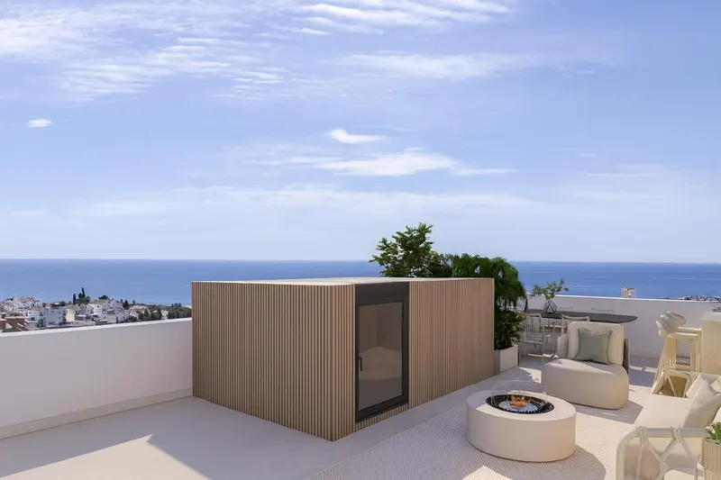 Casas adosadas de nueva construcción con vistas al mar cerca del campo de golf Miraflores, en Calahonda