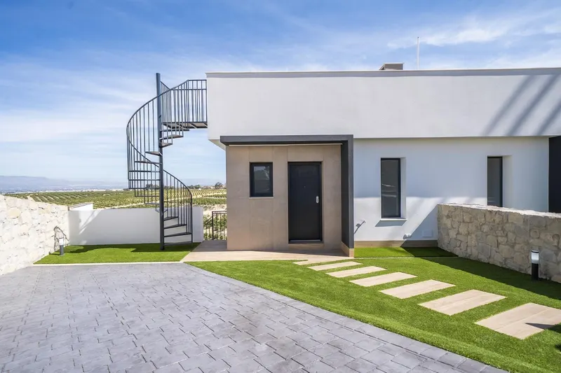 New Build Villas with Private Pool in La Finca Golf Algorfa Costa Blanca South