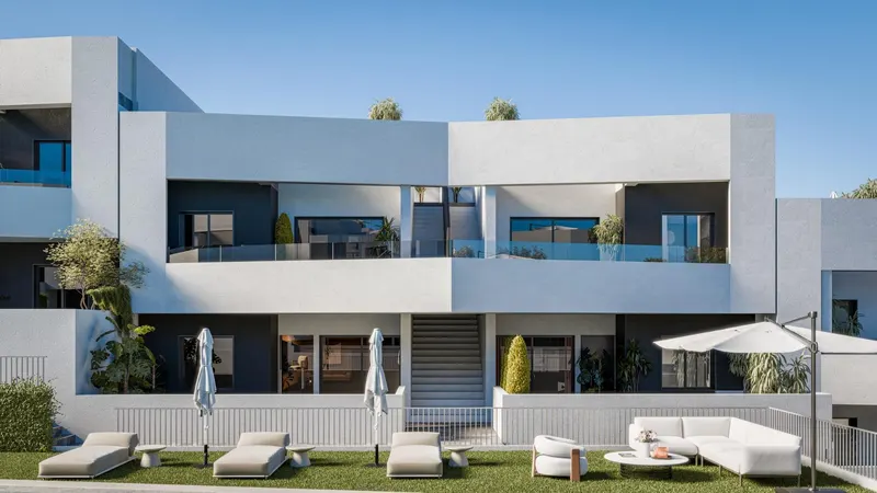 Bungalows de Obra Nueva en San Miguel de Salinas con 2 Piscinas Comunitarias