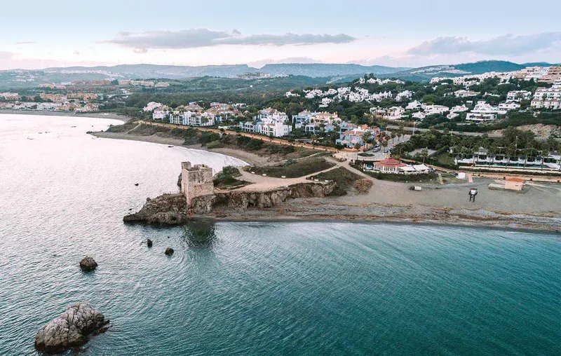 New Build Apartments with Sea Views in Bahía de las Rocas Manilva Costa del Sol