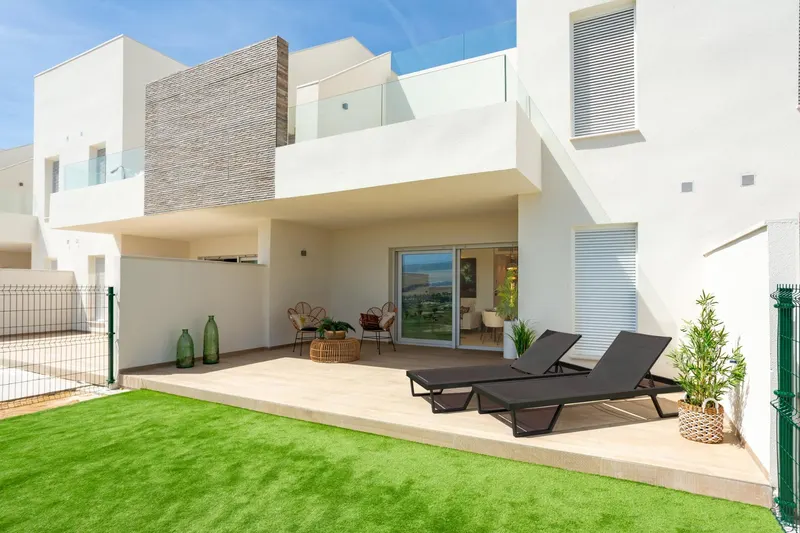 Nuevos Bungalows en La Finca Golf, Algorfa - Lujo y Naturaleza en la Costa Blanca