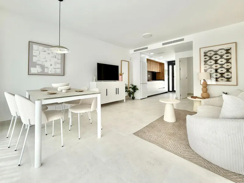 New Build Townhouses for Sale in Cox – 44 Modern Homes with Great Amenities