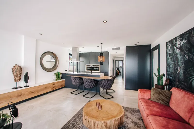 LUKSUSOWY I DESIGNERSKI APARTAMENT PRZY POLU GOLFOWYM