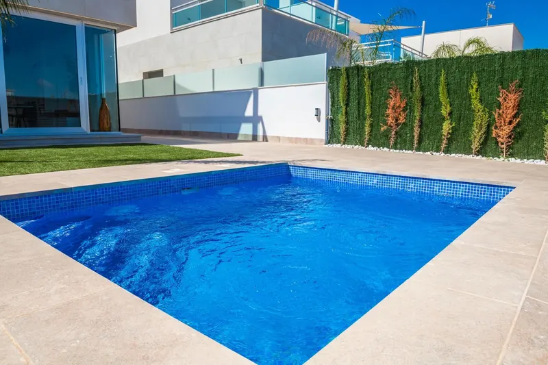 VILLAS DE OBRA NUEVA EN LOS ALCAZARES