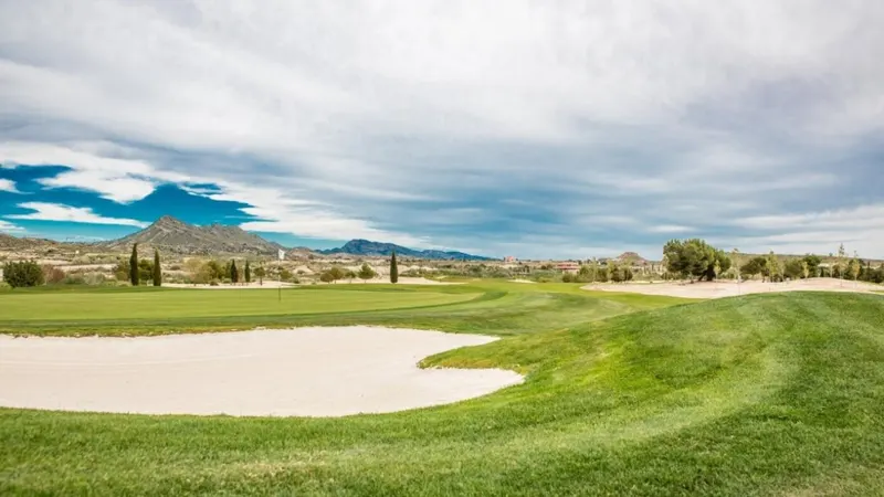 VILLAS DE OBRA NUEVA EN ALTAONA GOLF RESORT, MURCIA