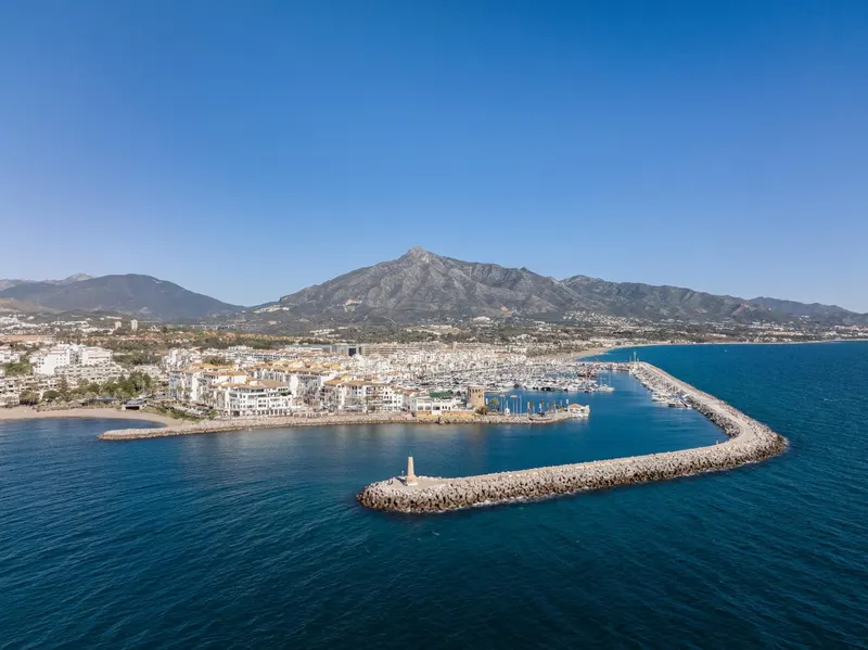 Ekskluzywny kompleks mieszkaniowy w Nueva Andalucia, Marbella