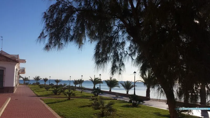 VILLA DE OBRA NUEVA EN LOS ALCAZARES