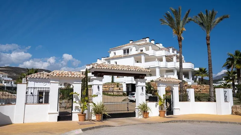Ekskluzywna nowa inwestycja mieszkaniowa w Nueva Andalucía, Marbella