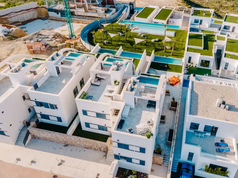 LUKSUSOWY I DESIGNERSKI APARTAMENT PRZY POLU GOLFOWYM