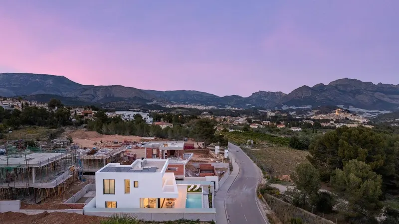 NEW BUILD VILLAS IN POLOP