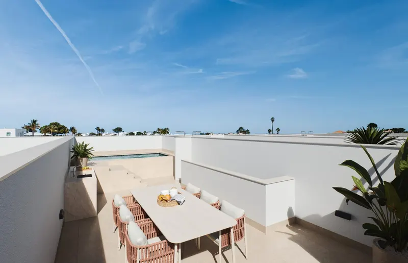 Viviendas Adosadas de Diseño Contemporáneo con Piscina Privada