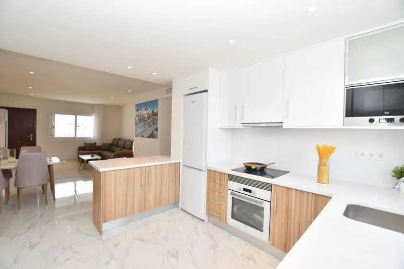 Bungalows de Obra Nueva en San Miguel de Salinas – Naturaleza, Golf y Confort