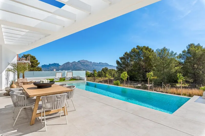 NEW BUILD VILLAS IN POLOP