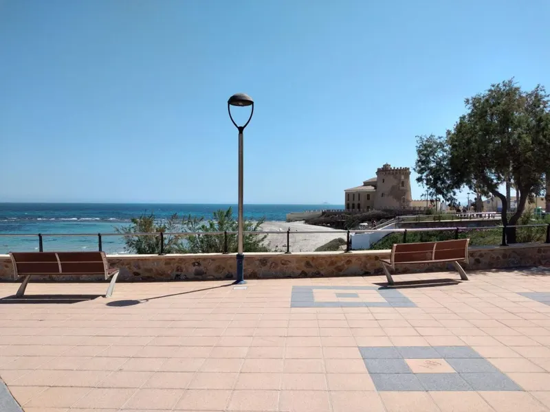4 VILLAS PAREADAS DE OBRA NUEVA EN PILAR DE LA HORADADA