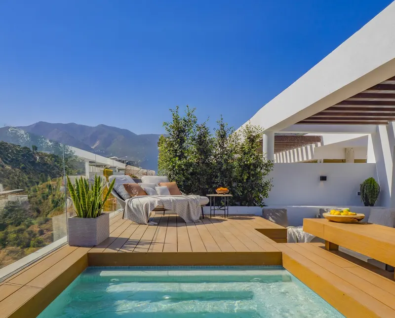 Luxurious New Build Townhouses with Sea Views in El Higuerón, Costa del Sol