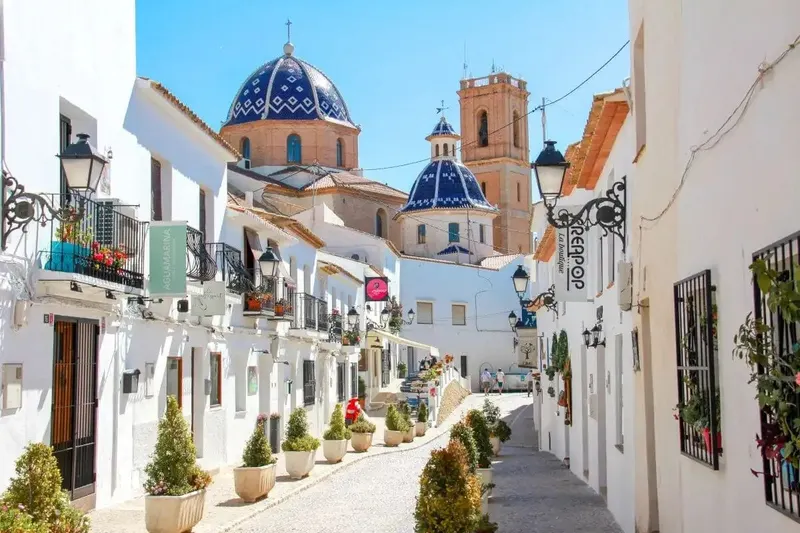 LUKSUSOWA, NOWO WYBUDOWANA WILLA W ALTEA HILLS