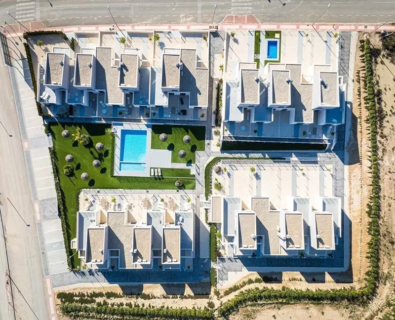 New Build Key Ready Townhouses and Semi Detached Villas in Altaona Golf Resort Murcia