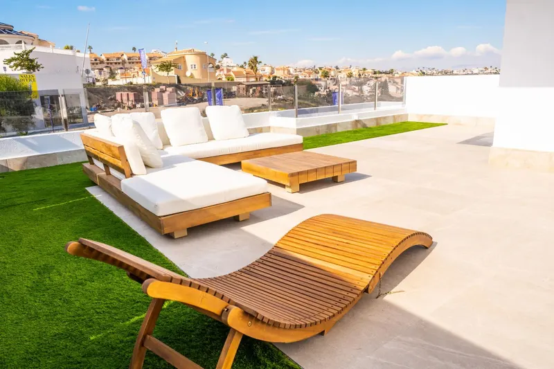 BEAUTIFUL BIG VILLA WITH VIEWS TO THE GOLF COURSE "LA MARQUESA"!