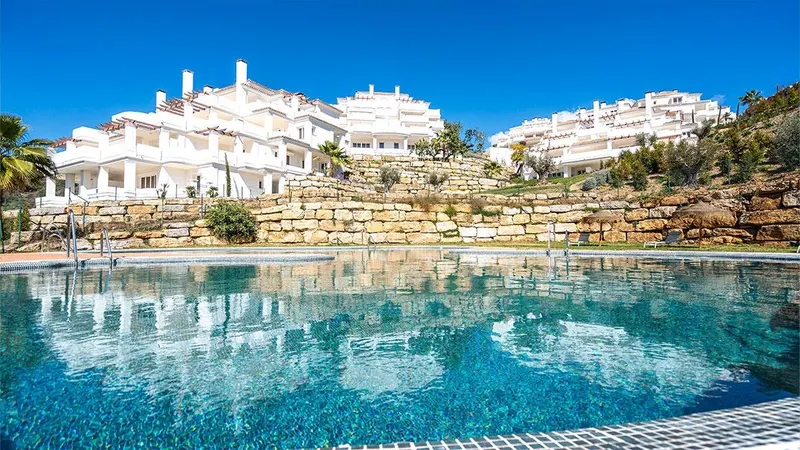 Ekskluzywna nowa inwestycja mieszkaniowa w Nueva Andalucía, Marbella