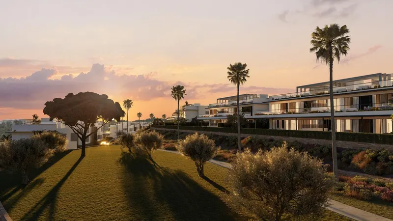 GATED FRONT LINE GOLF DEVELOPMENT