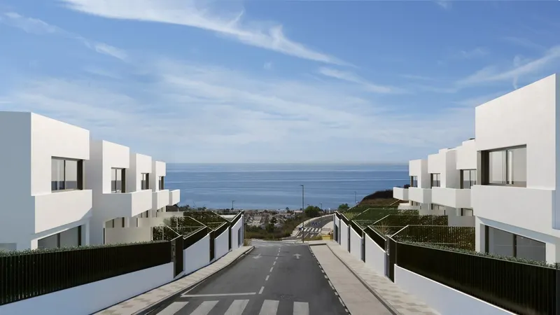 NEW BUILD TOWNHOUSES NEAR MALAGA